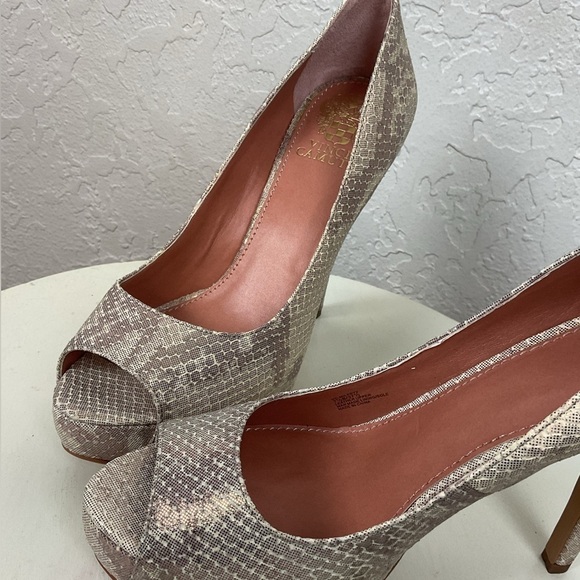 New Vince Camuto Miles Y2 Stiletto Heels in Bronze Metallic Snake Size 7.5